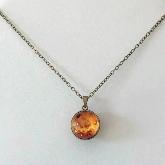 3D Venus Fiery Godess Globe Unique Glass Brass Chain Necklace - Picture 2 of 5